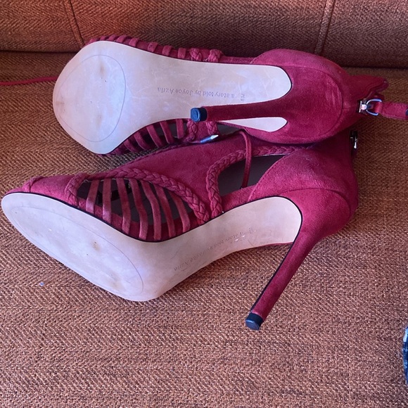 Brand new Avec Les Filles booties - Picture 2 of 4